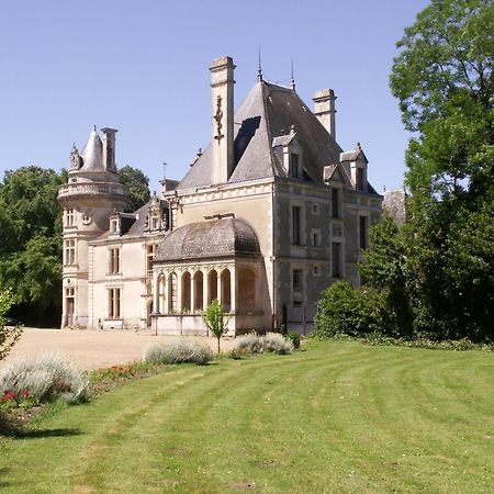 Chateau De La Court D'Aron Saint-Cyr-en-Talmondais ภายนอก รูปภาพ