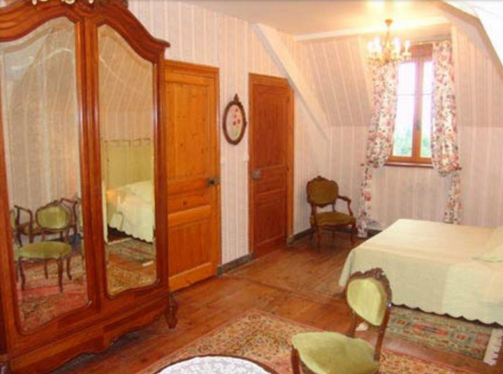 Chateau De La Court D'Aron Saint-Cyr-en-Talmondais ห้อง รูปภาพ
